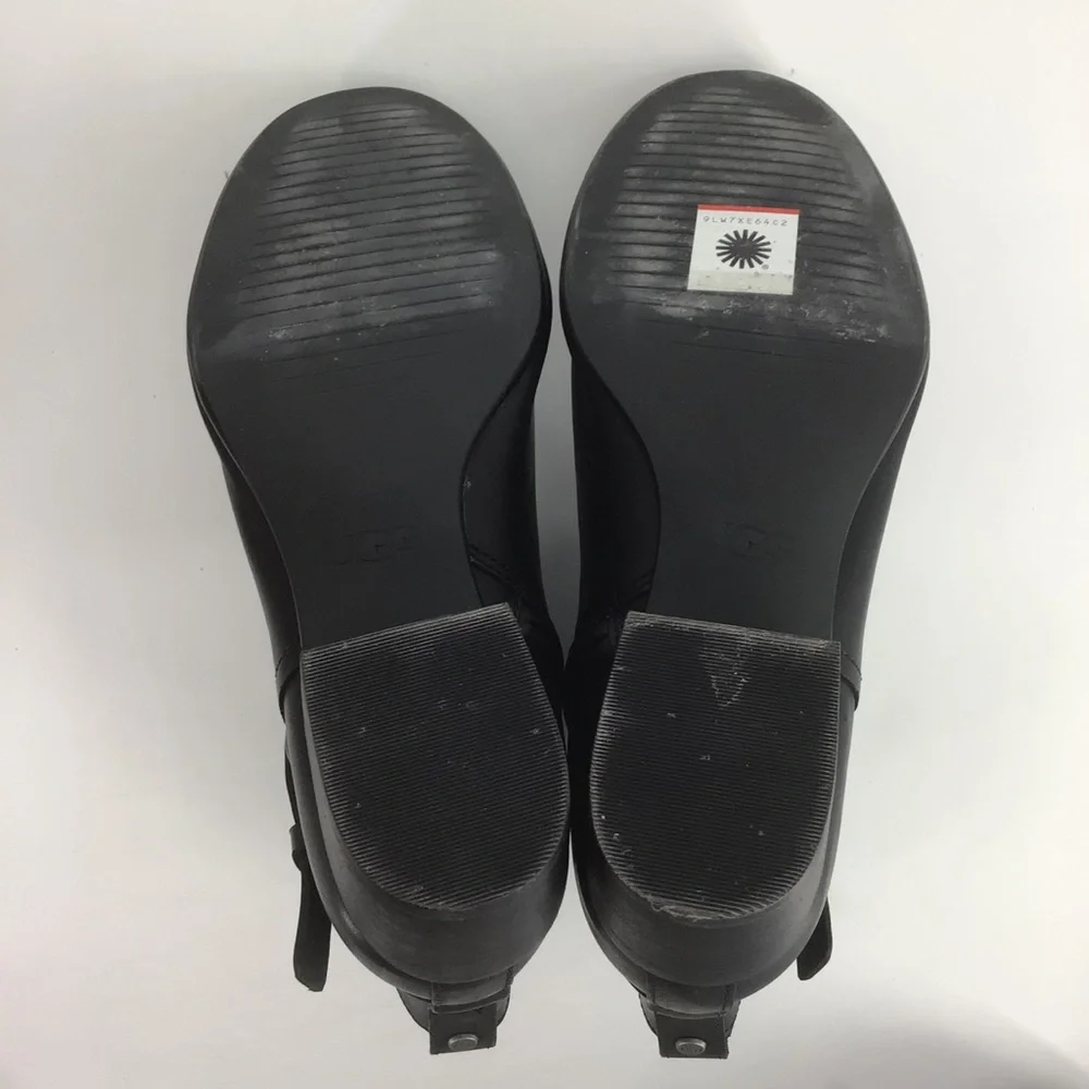 Ugg Atwood Black Leather Ankle Bootie NWT